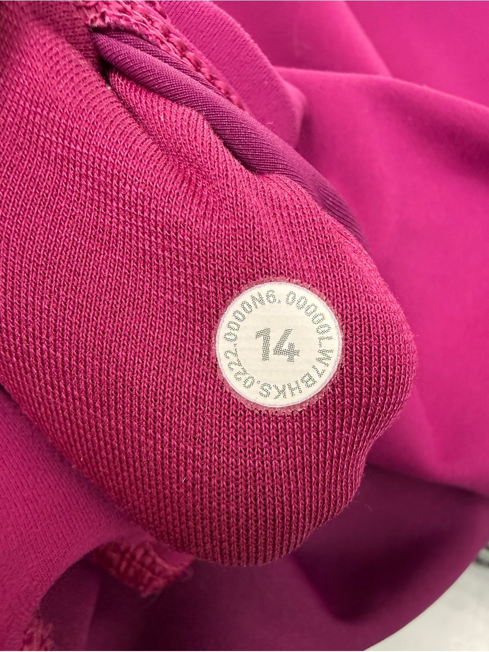 Lululemon wunder train high rise shorts 8” magenta purple women’s size 14 - Picture 3 of 3